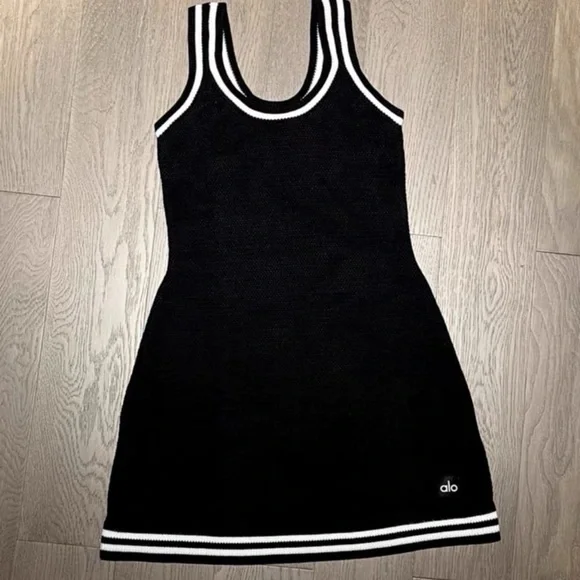 alo tennis club sweater knit dress and cardigan set Size S - Picture 7 of 9